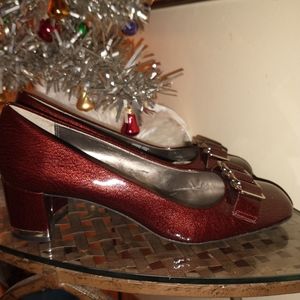 Beautiful Jeweled Tone Franco Sarto Shoe
